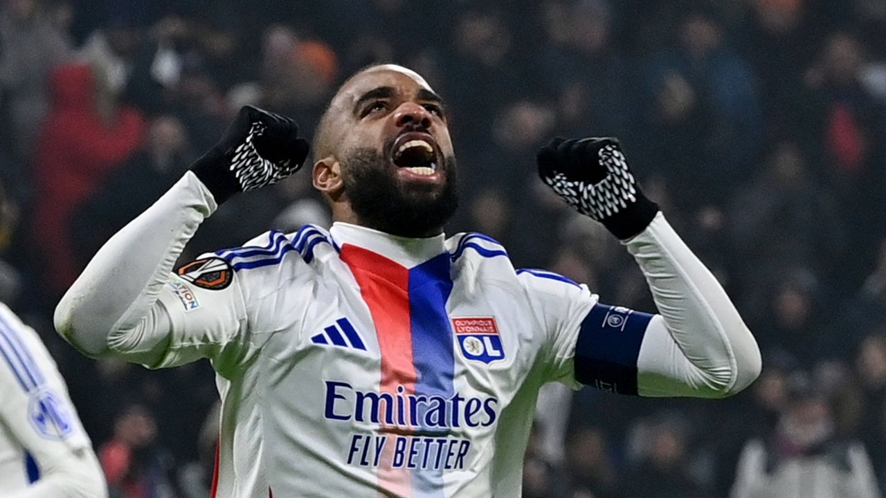 lyon,-meci-sufocant-cu-psg,-in-franta:-cum-s-a-prezentat-adversara-fcsb-ului-din-liga-europa