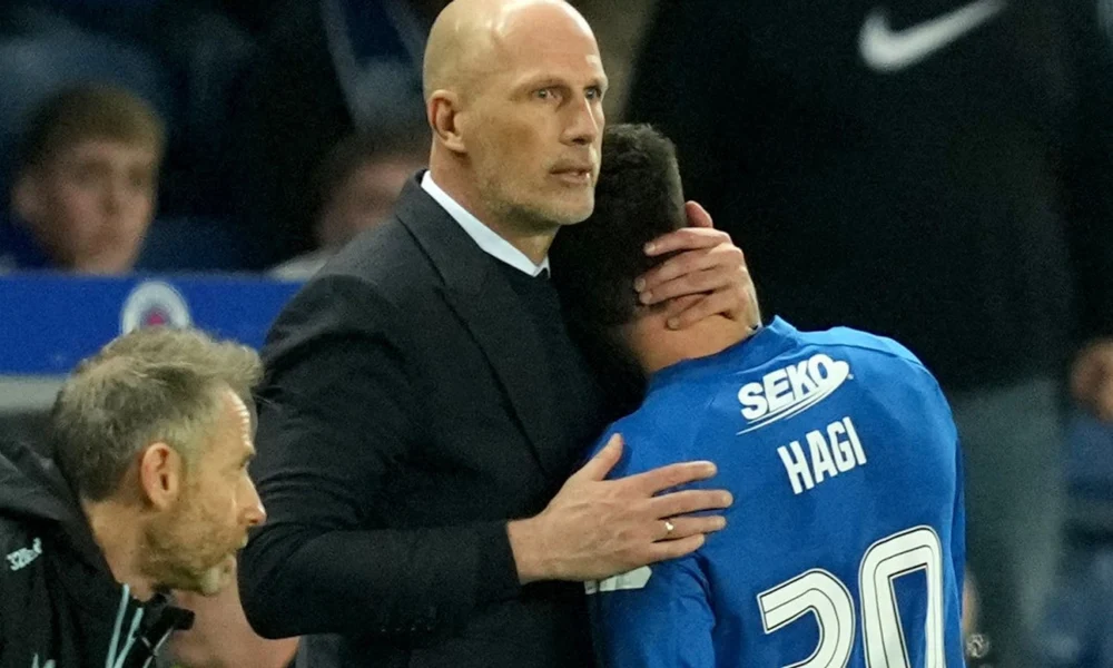 ianis-hagi-a-ramas-fara-antrenor.-rangers-l-a-dat-afara-pe-philippe-clement