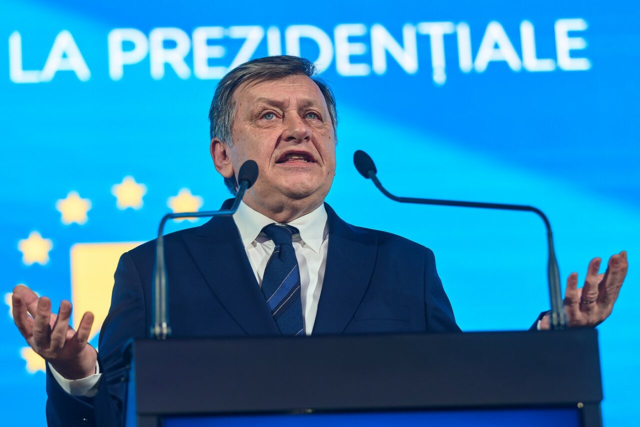 crin-antonescu-le-spune-adevarul-romanilor/vreti-sa-stiti-de-ce-am-plecat-10-ani-si-ce-am-facut?