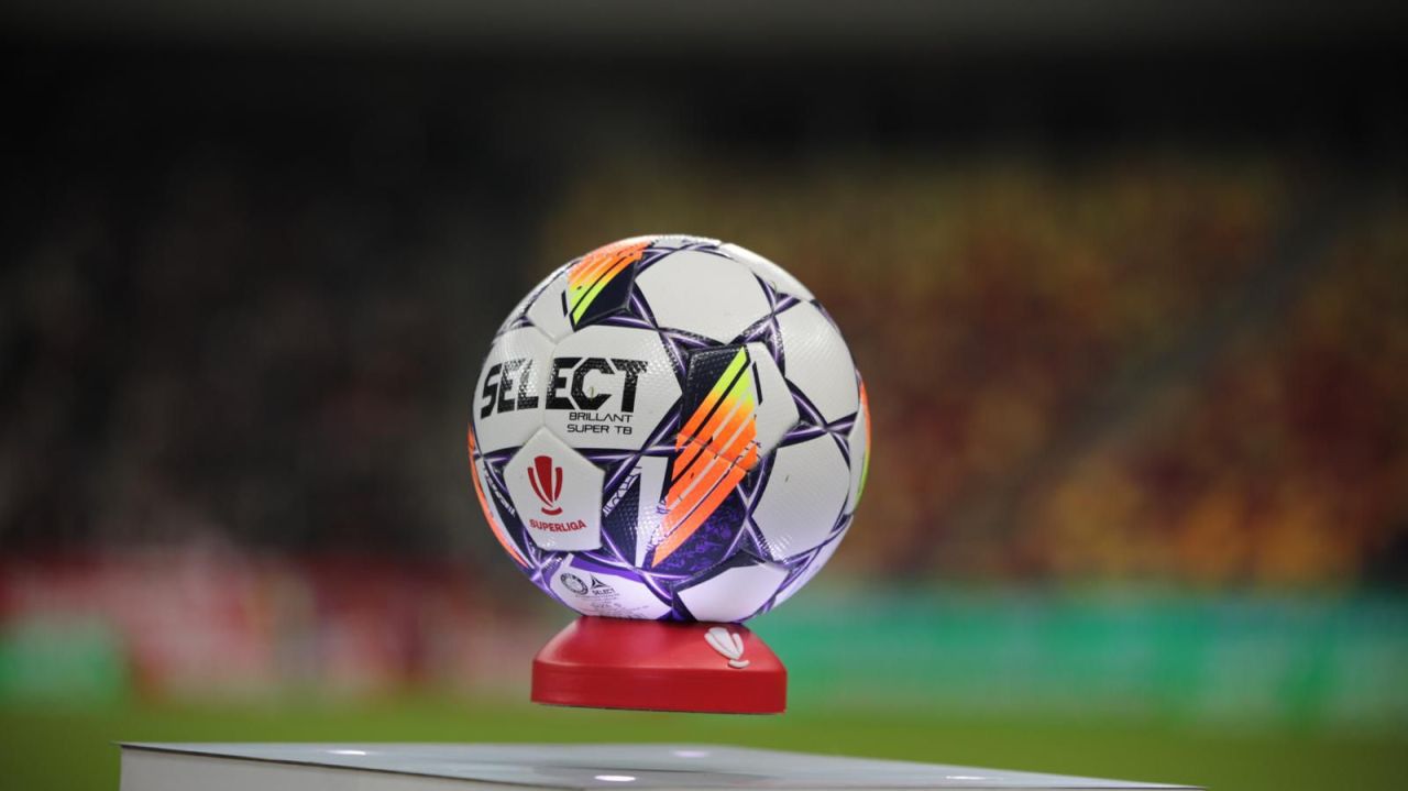 un-antrenor-din-superliga-poate-fi-demis-inainte-de-finalul-sezonului-regulat