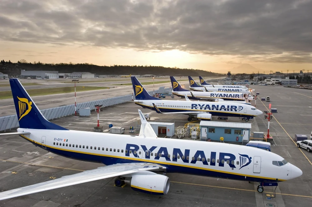 ryanair-se-digitalizeaza.-compania-aeriana-renunta-la-biletele-tiparite