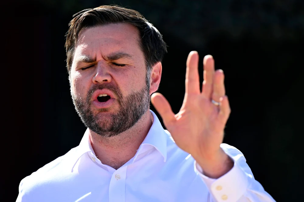 jd-vance-sustine-ca-un-grup-de-pro-ucraineni-i-a-speriat-fiica:-o-persoana-de-rahat