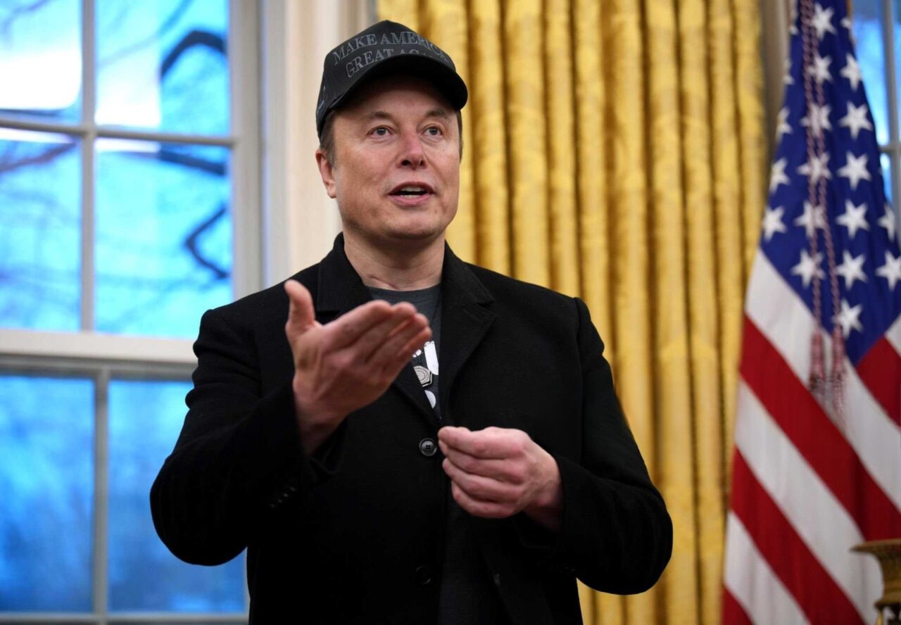 elon-musk-ar-putea-veni-la-bucuresti.-anuntul-facut-de-un-cont-apropiat-fratilor-tate