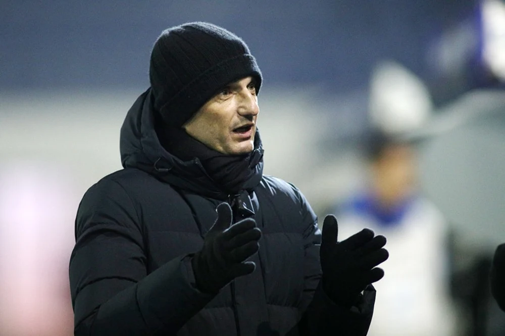 razvan-lucescu,-la-capatul-puterilor.-paok-a-ajuns-o-leguma-de-echipa