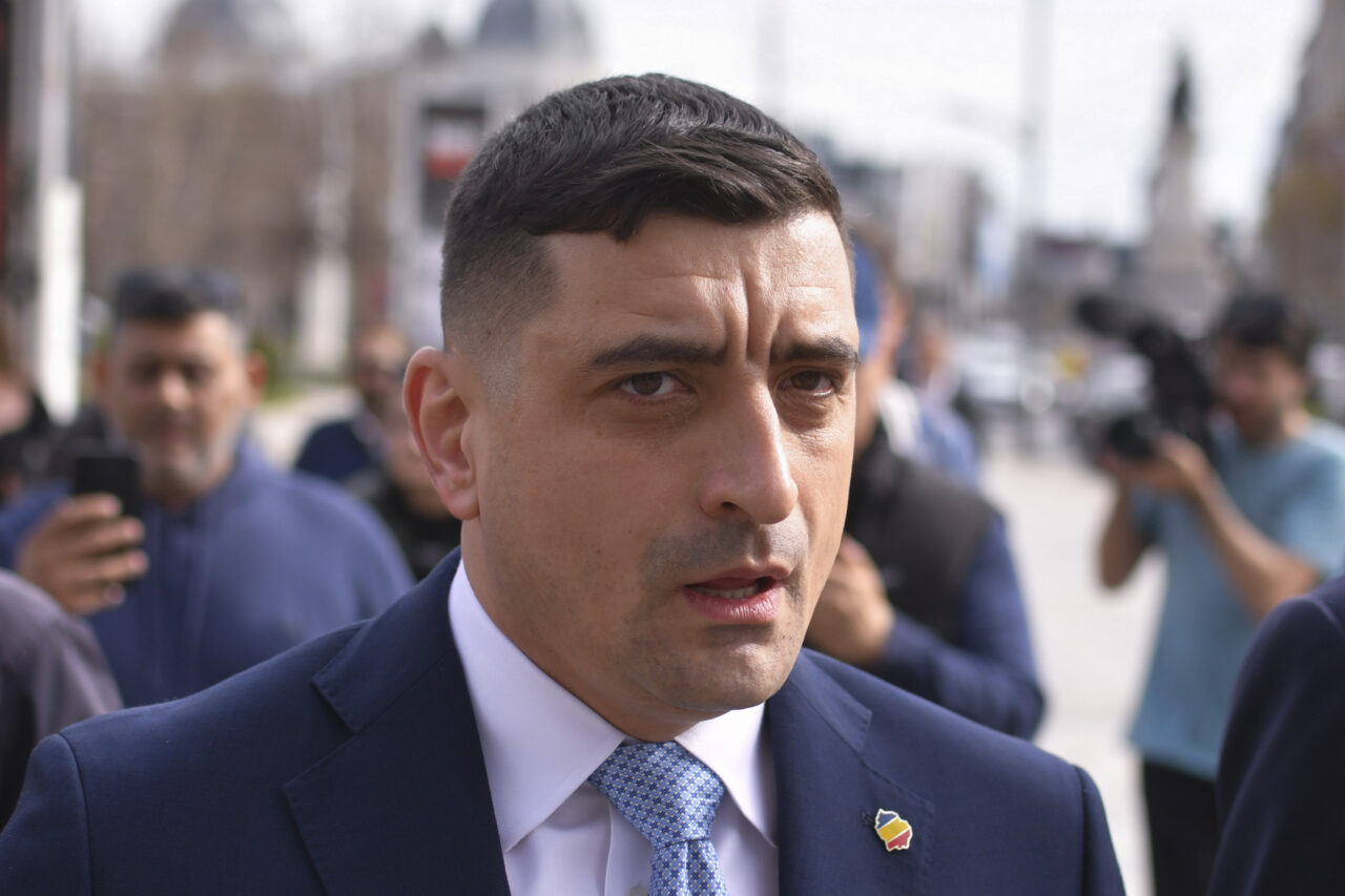 george-simion,-atac-la-rectorul-snspa:-cred-ca-a-deviat-de-la-misiunea-lui-didactica