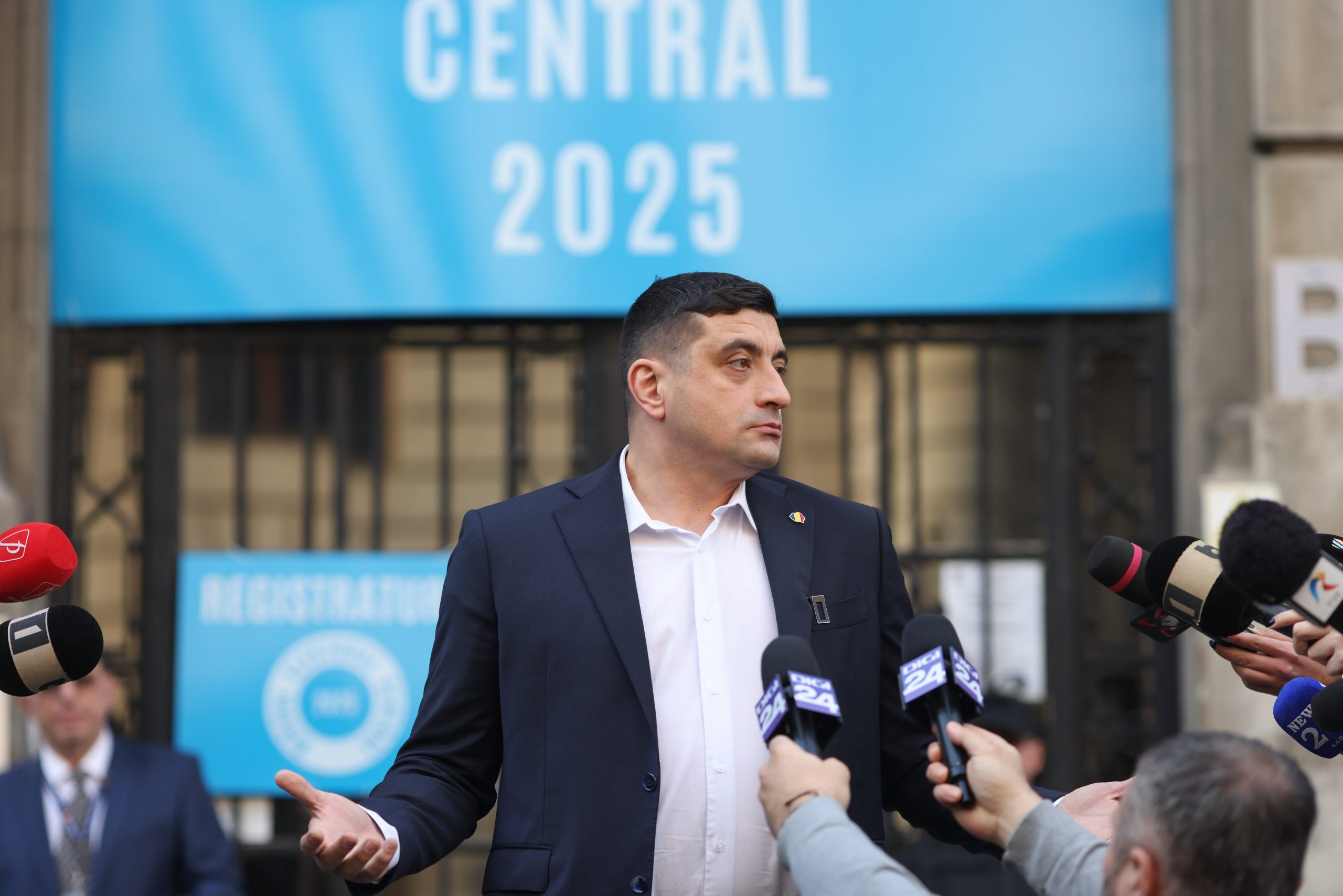 decizia-ccr-in-cazul-candidaturii-lui-george-simion-la-alegerile-prezidentiale.-seful-aur-poate-candida-surse