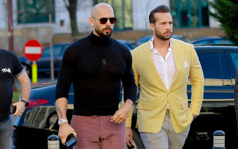 fratii-tate-sunt-asteptati-sa-revina-in-romania,-la-bordul-unui-avion-privat