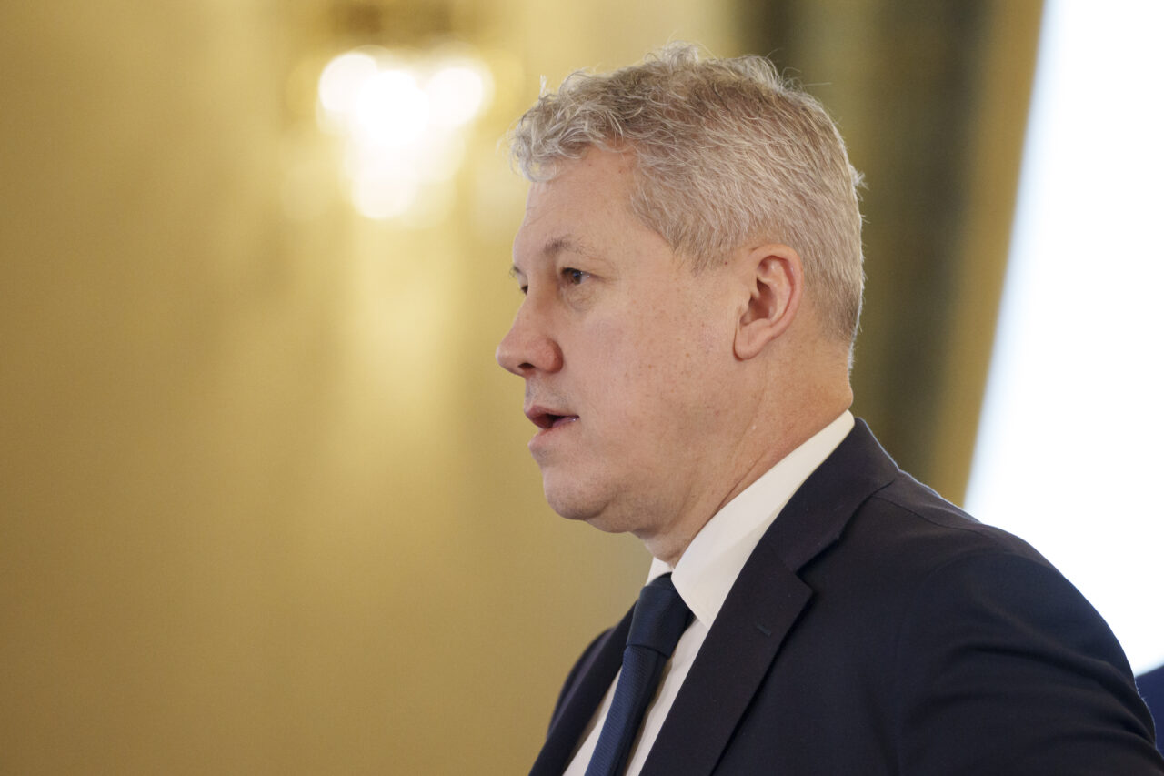 catalin-predoiu-anunta-consultari-cu-ilie-bolojan-pe-tema-sigurantei-publice