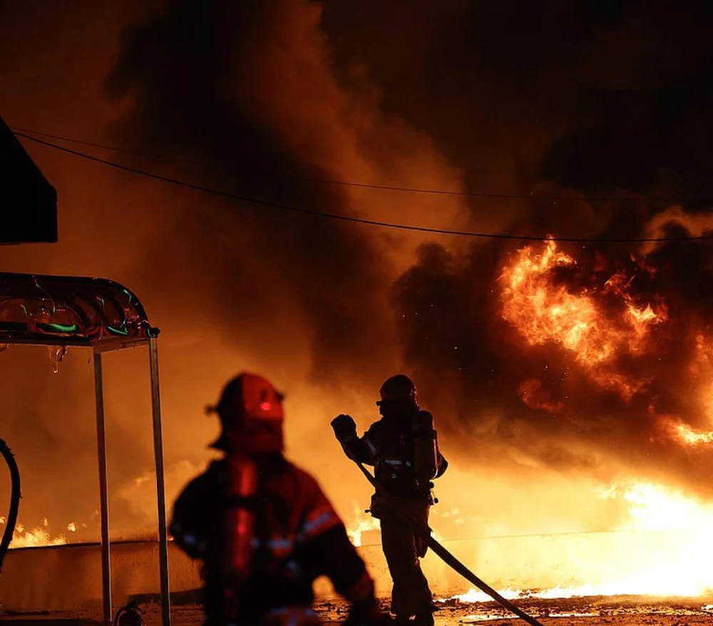 incendii-devastatoare-in-coreea-de-sud.-mii-de-pompieri-si-soldati-sunt-mobilizati