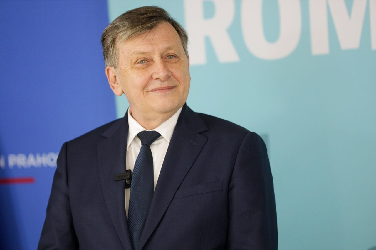 crin-antonescu:-simion-a-pus-in-pericol-securitatea-nationala.-george-simion-pierde