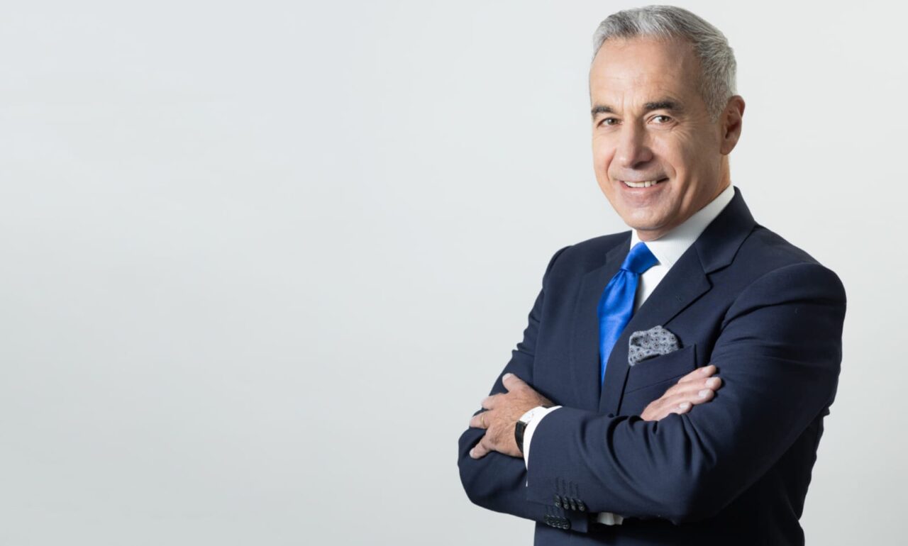 calin-georgescu:-hristos-a-inviat!-aceasta-nu-este-o-rostire,-ci-o-marturisire-de-credinta