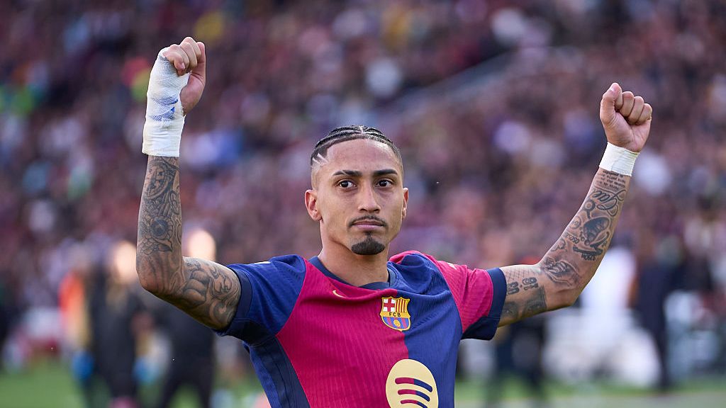 cine-l-a-convins-pe-raphinha-sa-ramana-la-fc-barcelona
