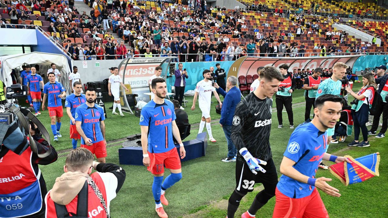 controale-la-sange!-ce-a-confiscat-jandarmeria-la-derby-ul-fcsb-–-cfr-cluj