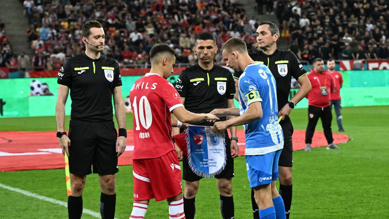 victoria-vedetelor-si-a-lui-radoi-unde-s-a-decis-dinamo-–-univ.-craiova-0-2