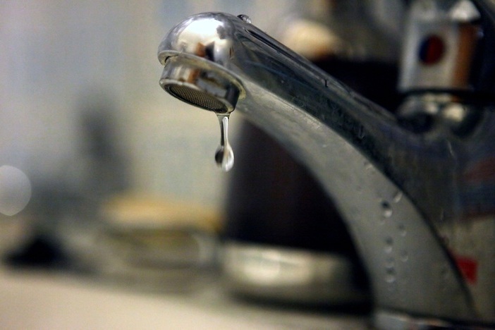 apa-potabila-va-fi-intrerupta-in-municipiul-pascani-si-suburbiile-bosteni,-lunca-si-sodomeni