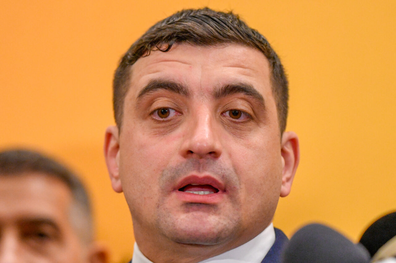 tentativele-de-scindare-esueaza.-george-simion-primeste-sprijin-total-din-partea-aur