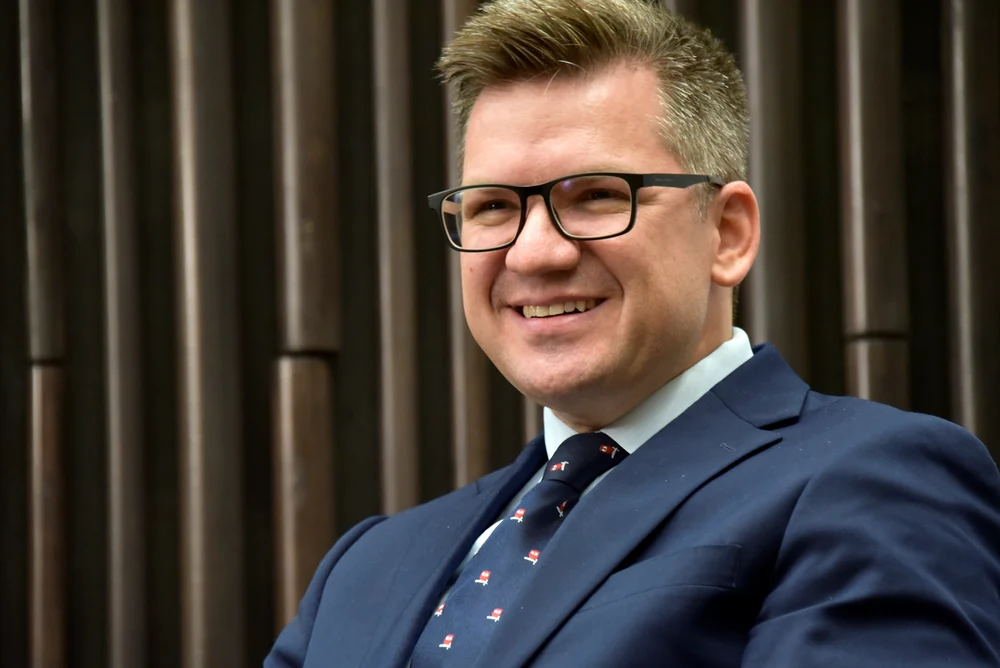 psd-si-pnl,-acuzate-ca-ii-iau-apararea-lui-mihail-neamtu.-au-ei-intelegerile-lor-cu-aur