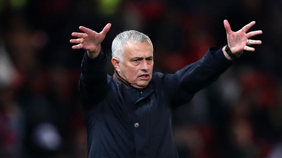 mourinho,-„consolat”-de-arabi-cu-o-oferta-de-50-de-milioane-de-dupa-sezonul-„zero”-la-fenerbahce