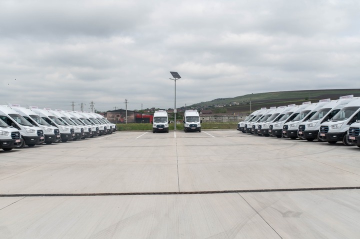26-de-microbuze-electrice-pentru-transportul-elevilor-din-judetul-iasi
