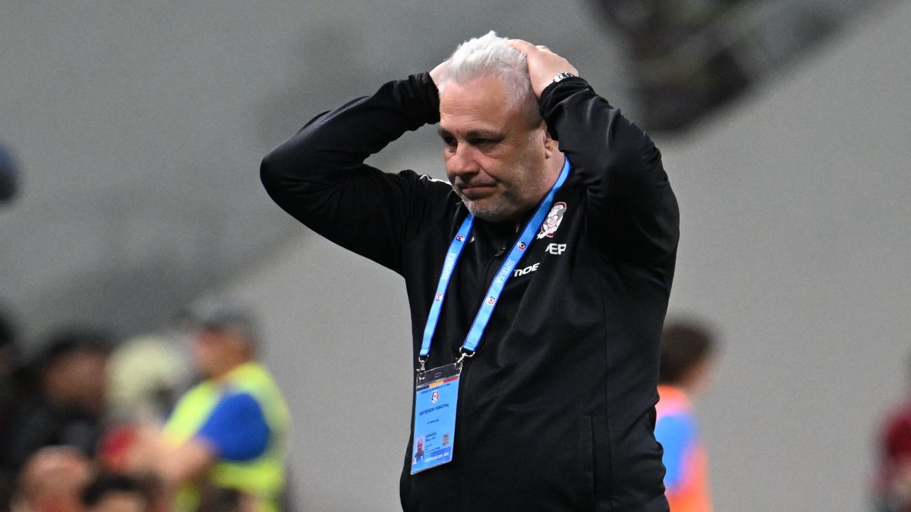 critici-dure-la-adresa-lui-marius-sumudica:-„isi-bate-joc”