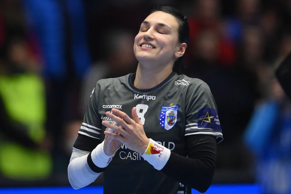 handbalista-cristina-neagu-va-fi-decorata-cu-ordinul-national-steaua-romaniei