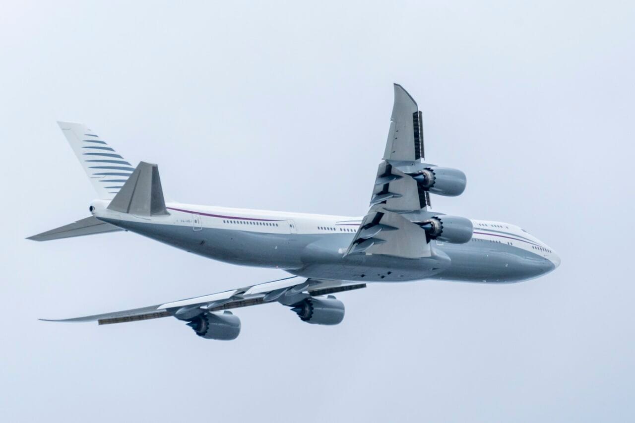 ft:-donald-trump-justifica-ideea-de-a-primi-un-nou-air-force-one-cadou-din-qatar