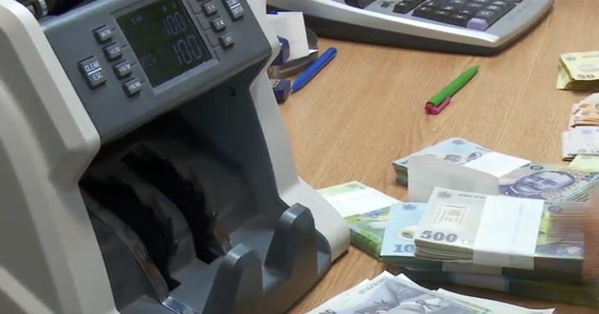 indicele-robor-la-trei-luni-a-scazut-luni-la-7,26%
