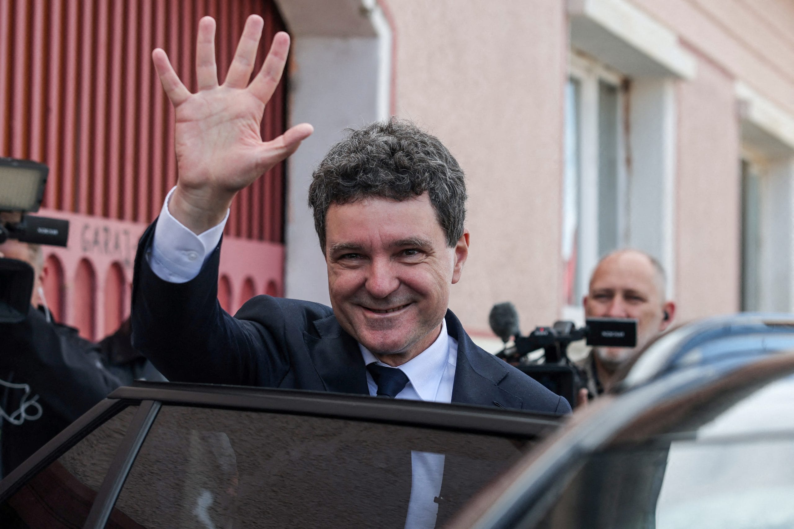 nicusor-dan,-optimist-privind-relatiile-cu-administratia-trump:-o-sa-lamurim-dubiile-si-relatia-se-va-imbunatati