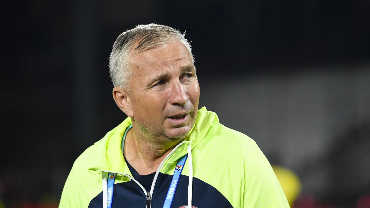 cum-si-a-numit-dan-petrescu-jucatorii-la-conferinta-de-presa:-asta-e-opinia-mea