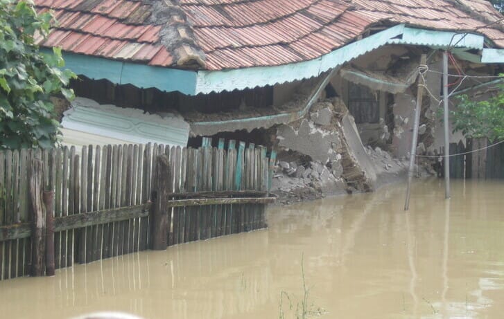 judetul-iasi-se-afla-sub-avertizare-de-cod-rosu-de-inundatii