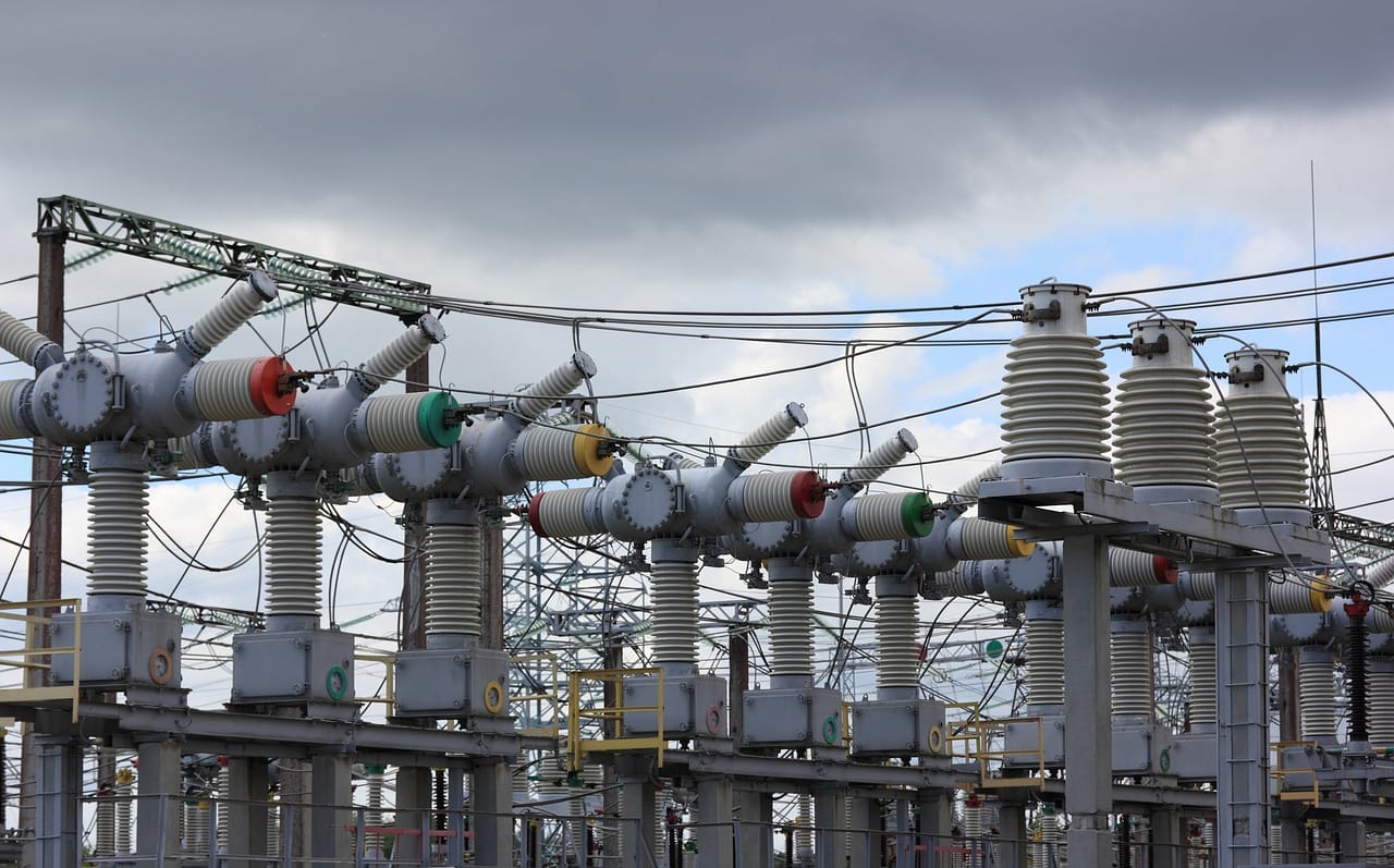 eurostat:-romania,-in-top-4-al-celor-mai-scumpe-energii-electrice