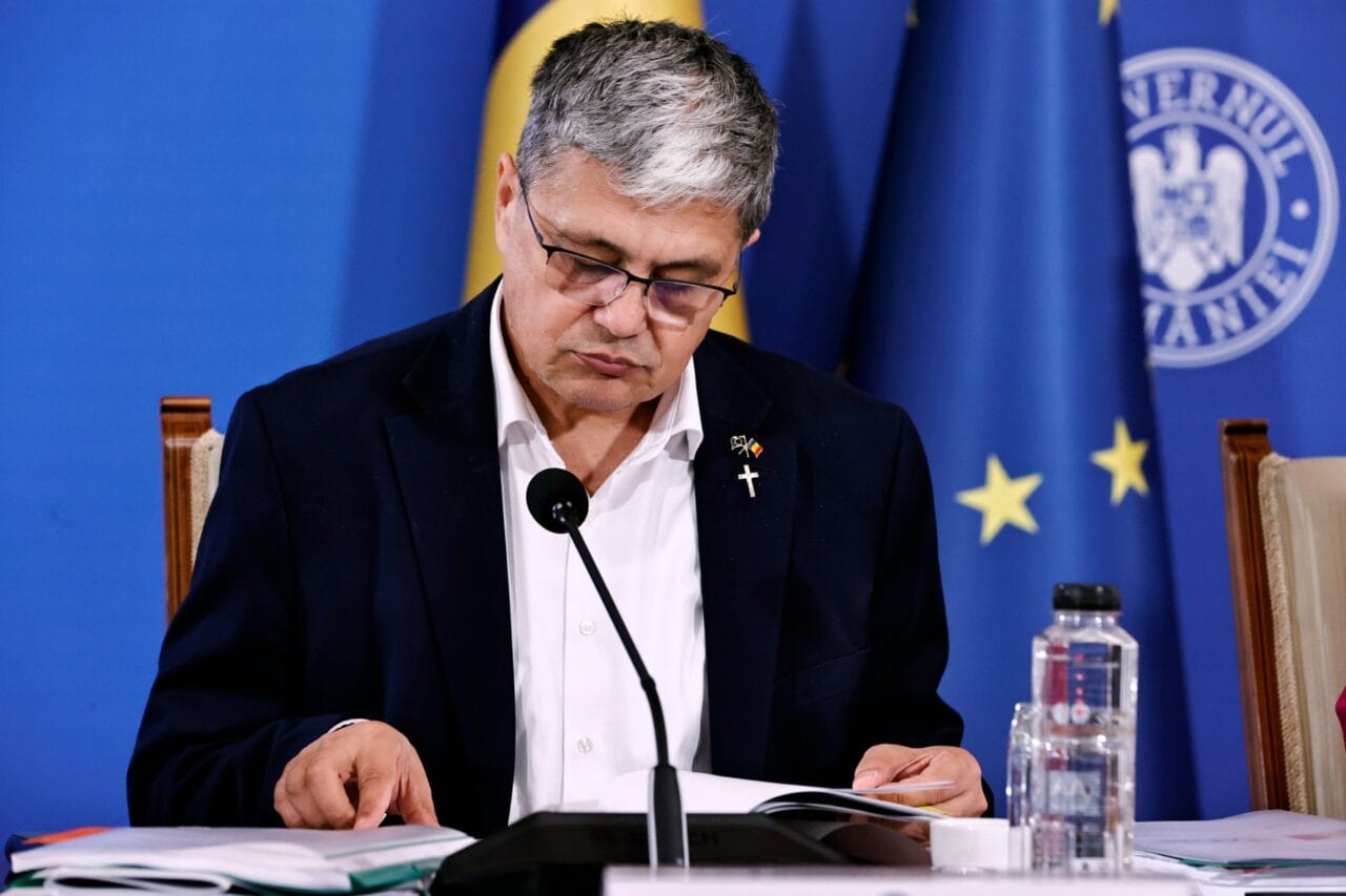 marcel-bolos:-comisia-europeana-a-suspendat-suma-de-869-de-milioane-de-euro-din-pnrr