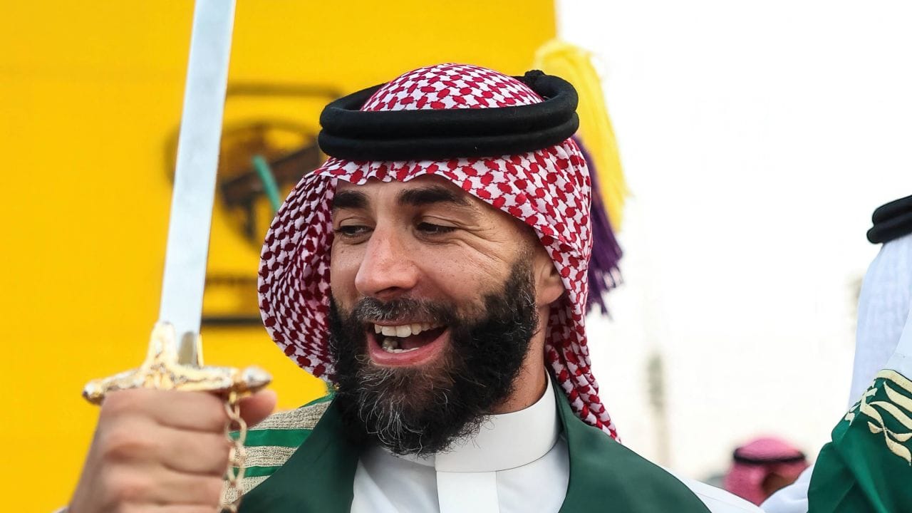 karim-benzema-e-de-neoprit!-inca-un-trofeu-castigat-alaturi-de-„cea-mai-buna-echipa-din-lume”