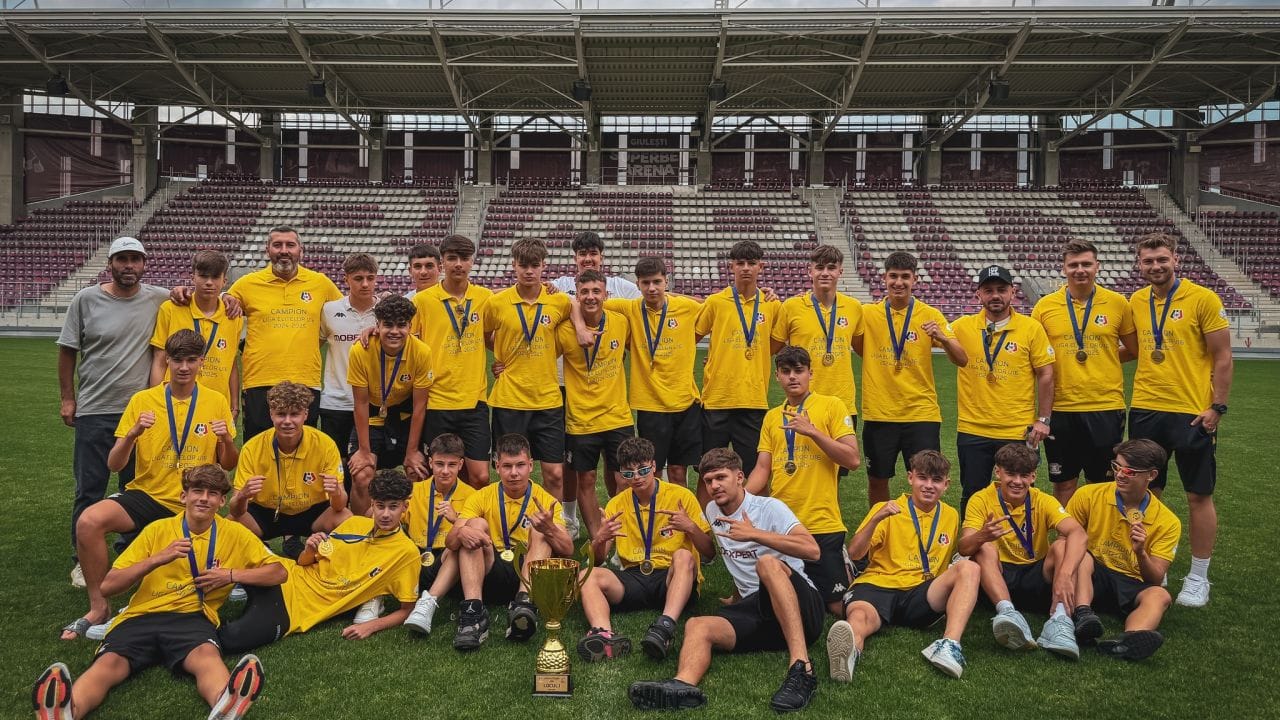 rapid-a-invins-o-pe-fcsb-si-a-castigat-liga-elitelor-u16!