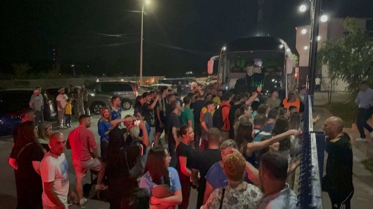nu-s-a-vazut-la-tv!-ce-au-facut-jucatorii-sloboziei-dupa-thriller-ul-cu-fc-voluntari