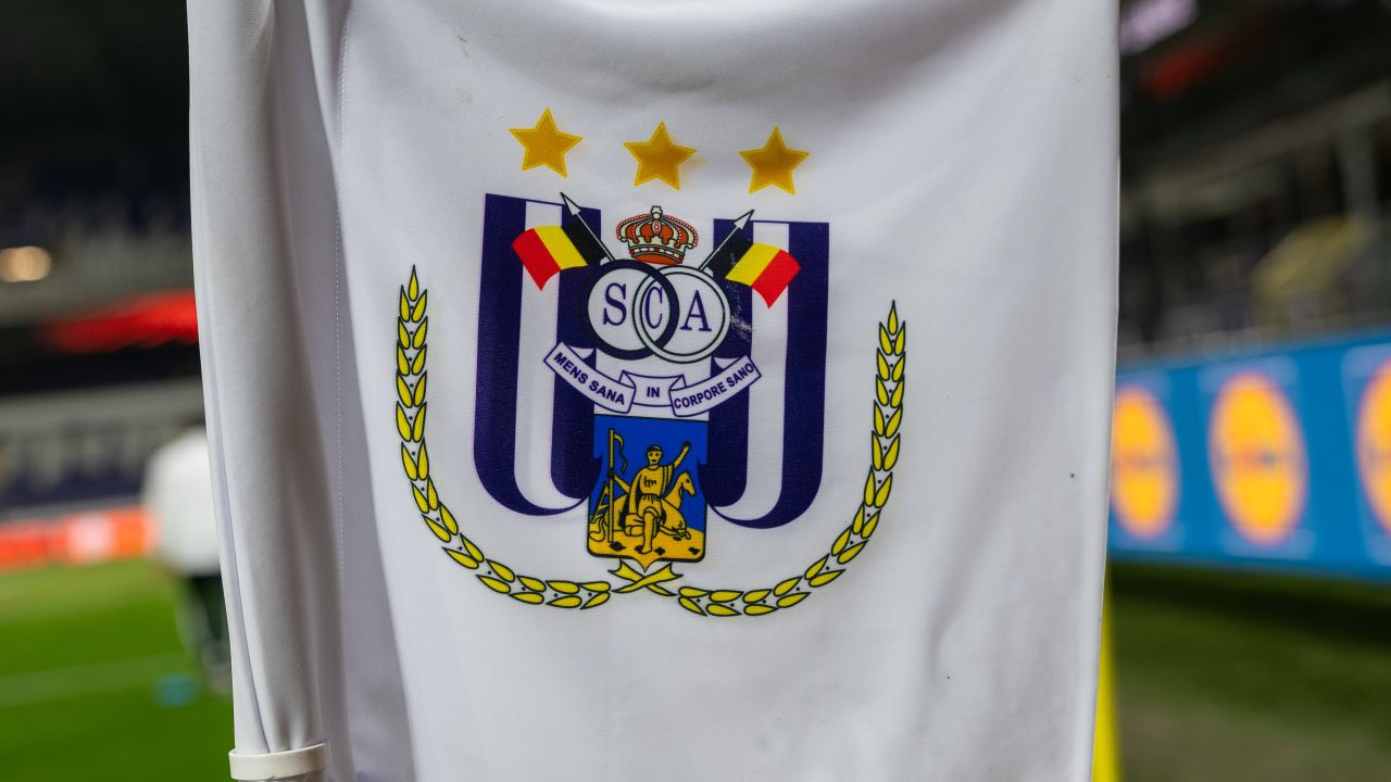 anderlecht-l-a-intrebat-pe-alin-stoica-despre-un-fotbalist-roman:-cat?!-cine-e,-yamal?