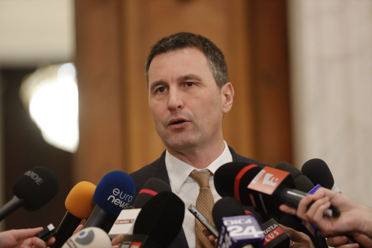 tanczos-barna:-romania-a-primit-astazi-un-ultim-semnal/-nu-vor-fi-suspendate-fondurile-europene