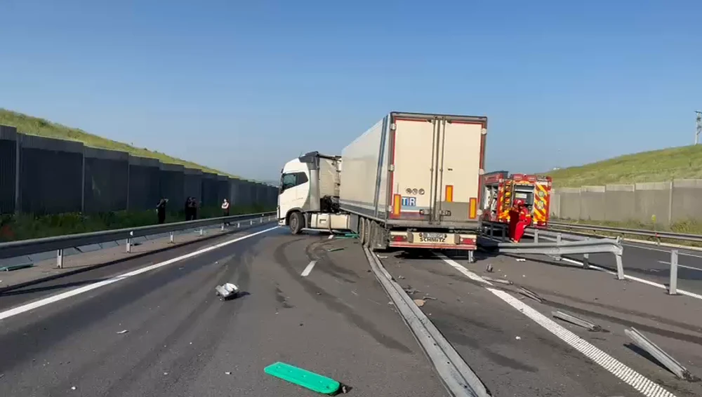 accident-grav-pe-drumul-expres-craiova-pitesti.-un-barbat-a-decedat,-traficul-este-complet-blocat