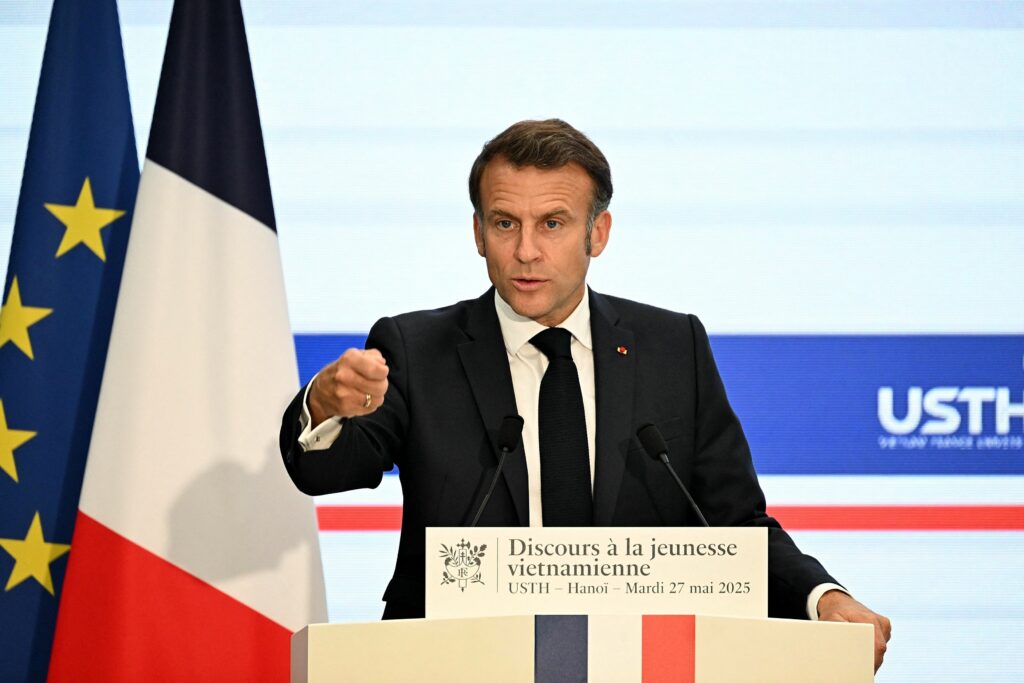 macron-cere-europei-sa-investeasca-mai-mult-in-industria-spatiala