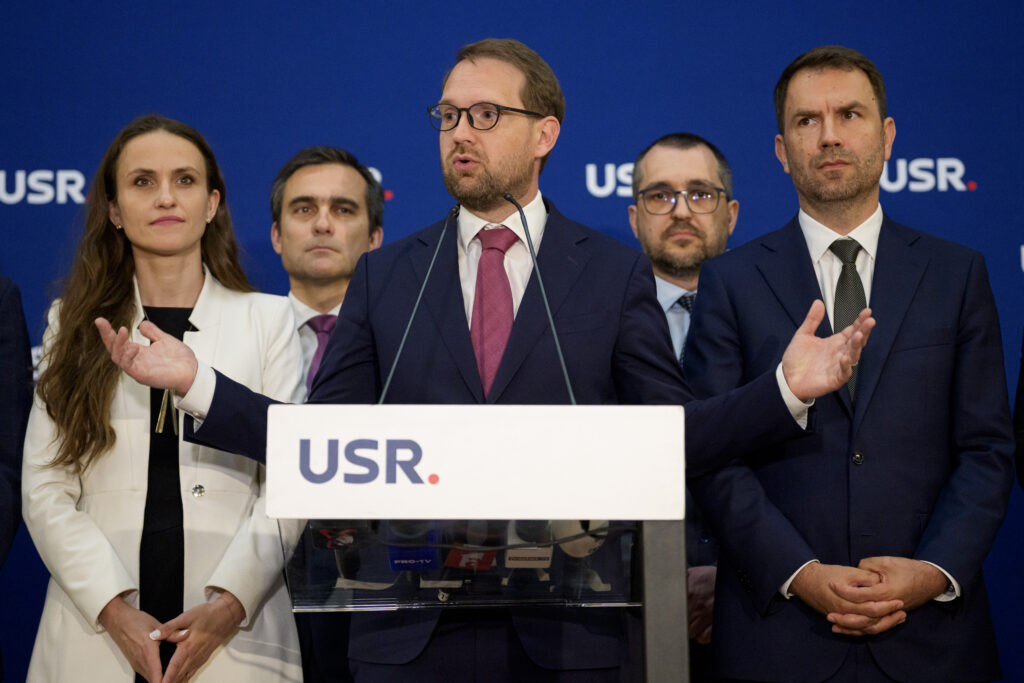 usr-se-reuneste-sambata-in-doua-sedinte-cheie:-congresul-national-si-comitetul-politic