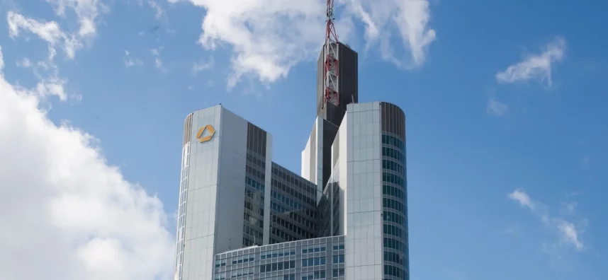 seful-unicredit-nu-renunta-la-preluarea-commerzbank