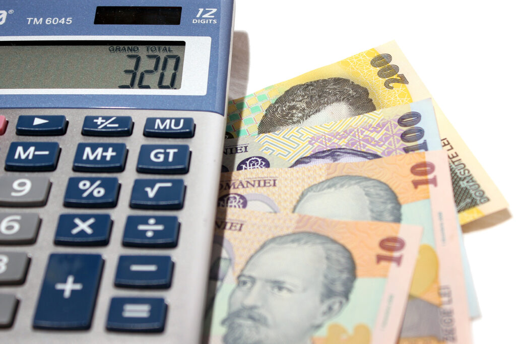 ministrul-finantelor-da-asigurari:-vor-fi-bani-si-de-salarii,-si-de-pensii