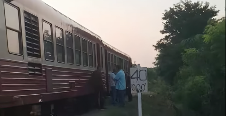 accident-feroviar-in-judetul-iasi:-un-tren-regio-calatori-a-deraiat-la-badeni