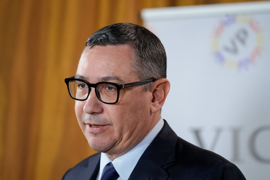 ponta-acuza-mae-de-mentalitate-talibana-prin-nerespectarea-cutumelor-la-moartea-unui-sef-de-stat