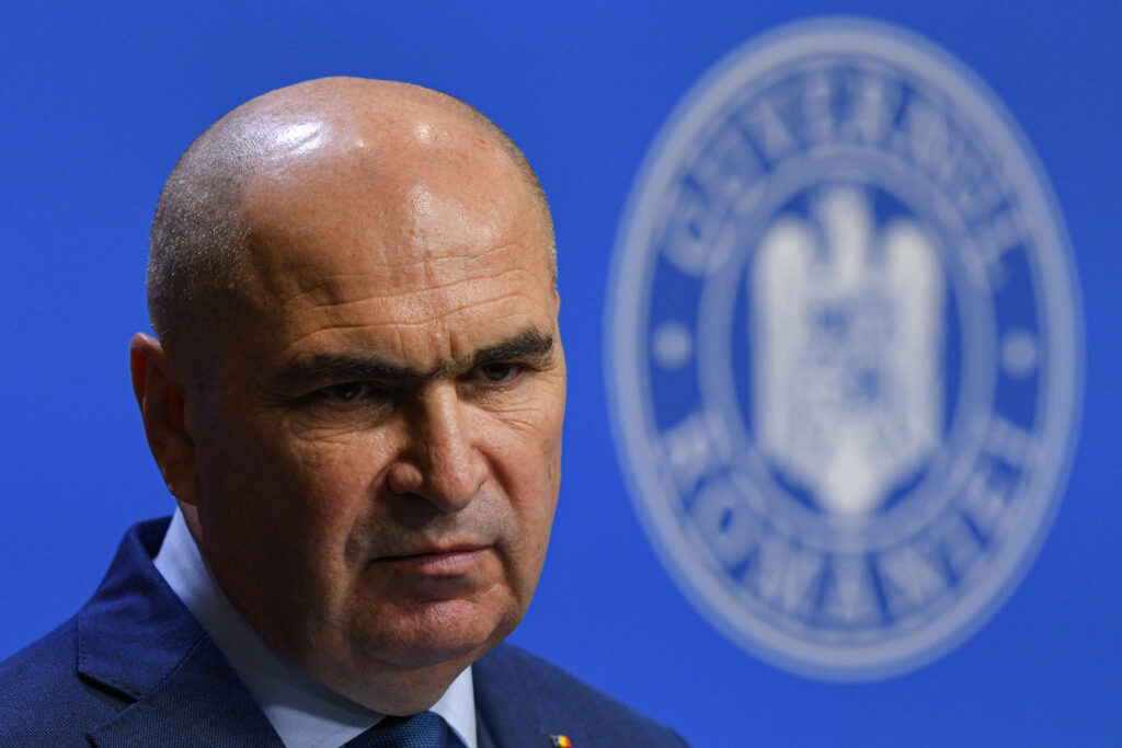 gandul:-bolojan-a-convocat-azi-la-guvern-sociologi,-influenceri,-politologi-si-analisti