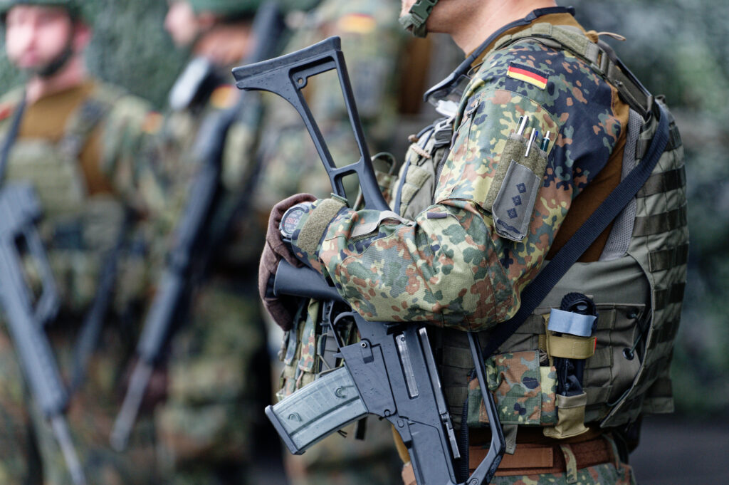 planul-de-reintroducere-a-serviciului-militar-obligatoriu-divizeaza-guvernul-german
