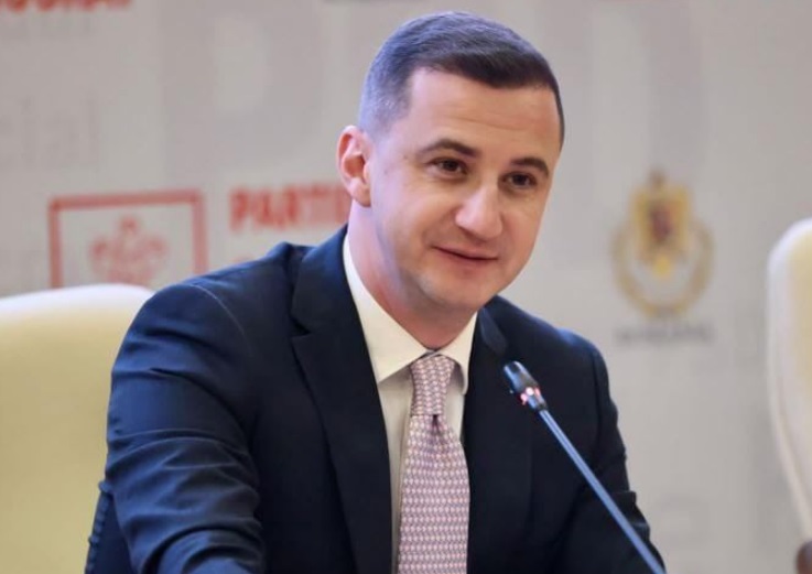simonis-sustine-ca-unii-sefi-din-primaria-timisoara-incearca-sa-blocheze-construirea-stadionului