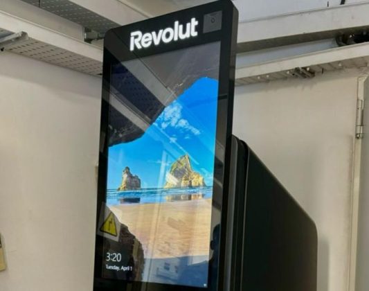 revolut-schimba-regulile-pentru-unii-clienti.-vezi-cum-te-afecteaza