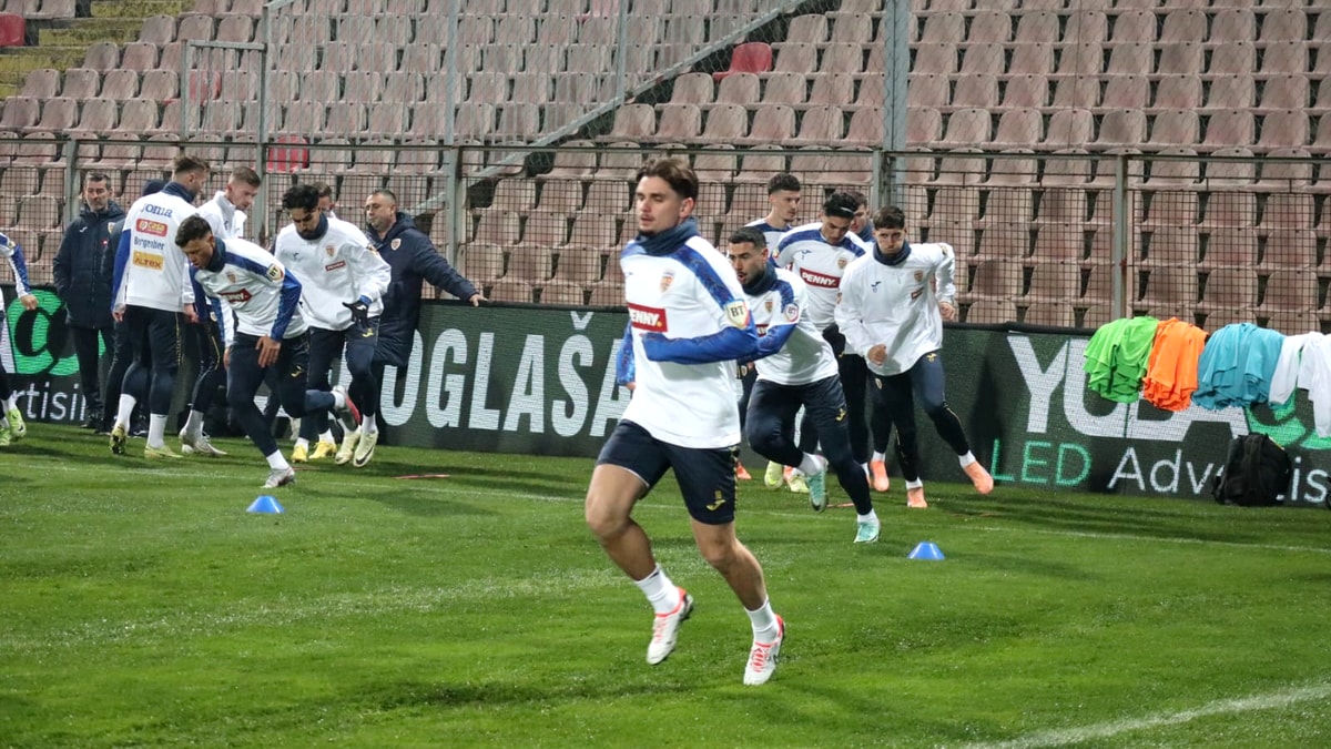 Răzvan Marin impresionând la antrenamentul oficial înainte de meciul Bosnia – România. Foto