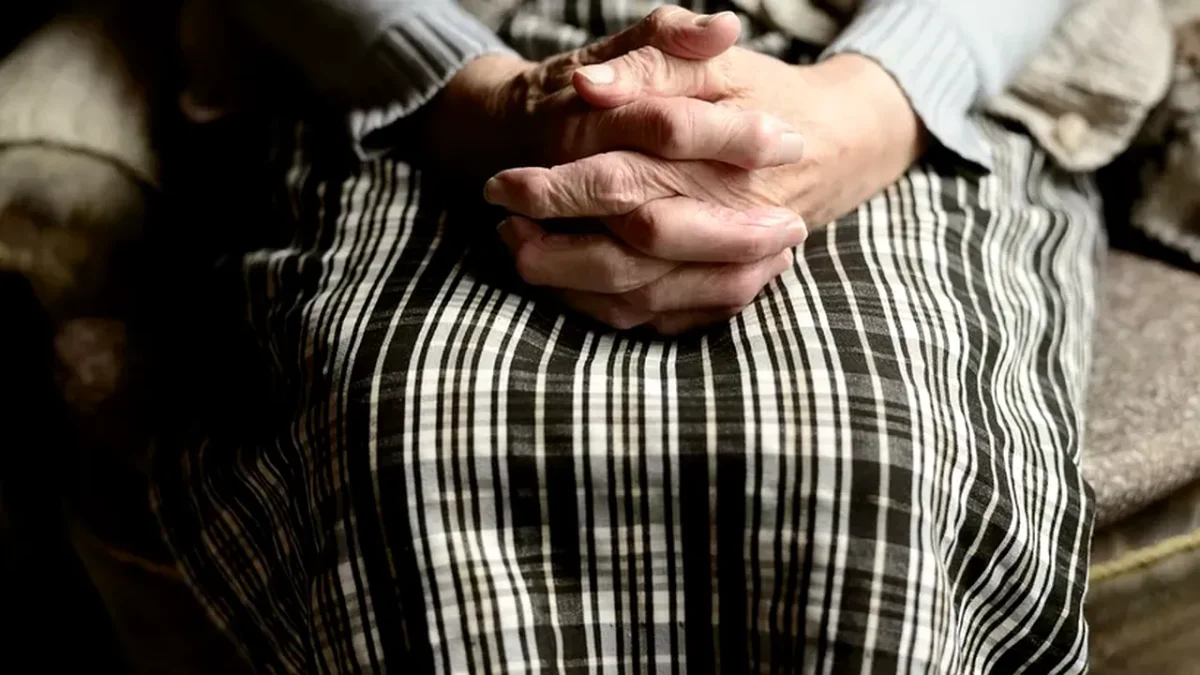 Cum să îți menții bugetul de pensionar evitând pierderea a 85% din pensie